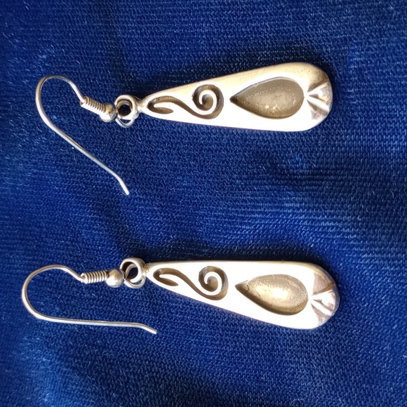 Native American Sterling Silver Overlay With Unique Swirl Design Dangle Earrings - Picture 6 of 13